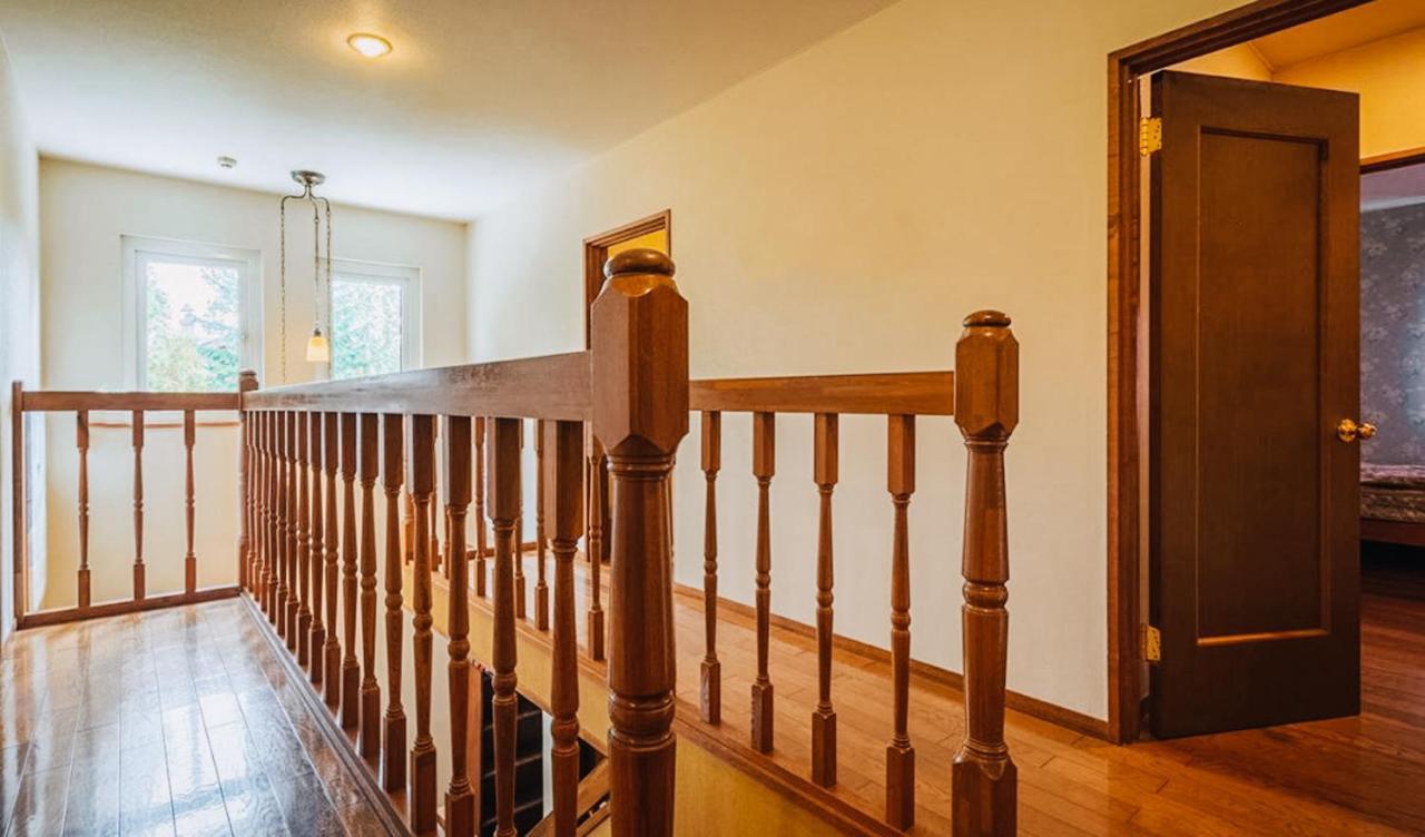 Chalet Banff - 6 Bedroom 6 Bathroom Ski Lodge Niseko Luaran gambar